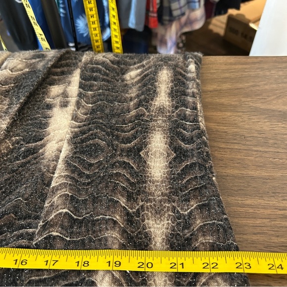 Frank Lyman Design Black and Brown Knit Cardigan - Picture 10 of 12